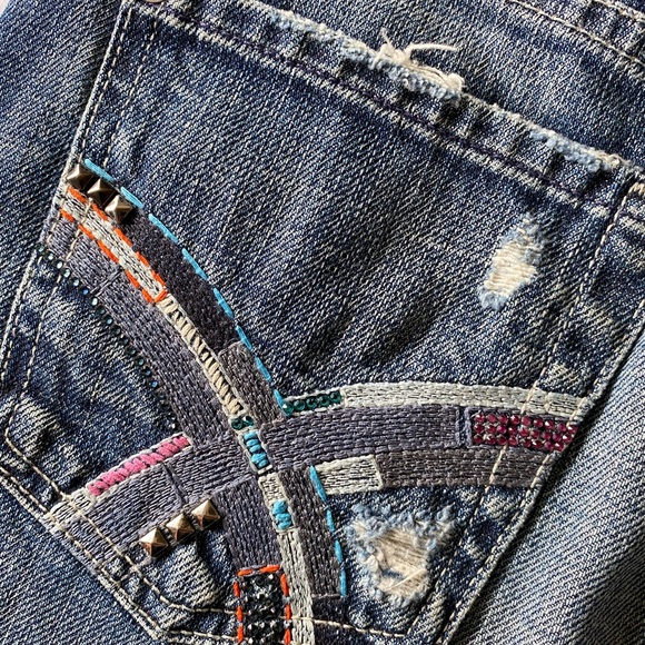 7 for AMK gorgeous mini skirt - Picture 5 of 8